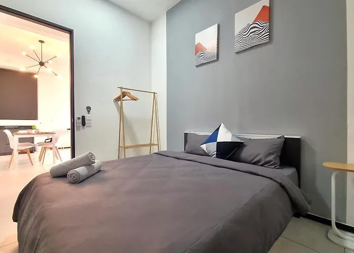 Cozy Minimalist Suite At Urban Suites Georgetown By Superstay